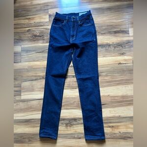 Imogen + Willie “Elizabeth” Jeans